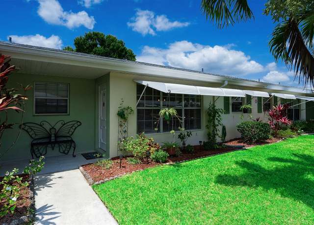 Property at 915 Savannas Point Dr Unit E, Fort Pierce, FL 34982, 2 beds, 2 baths
