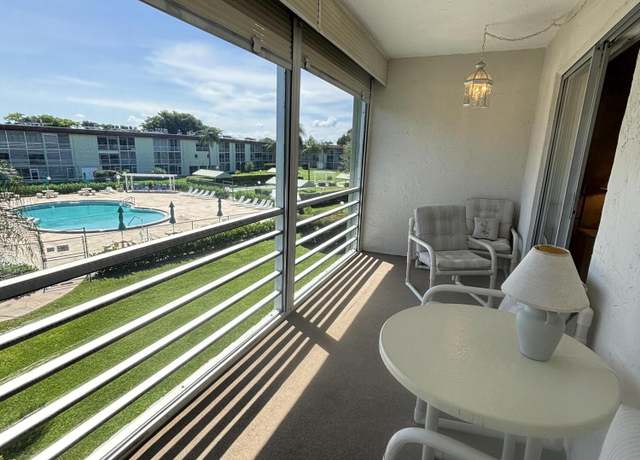 Property at 3400 Springdale Blvd #302, Palm Springs, FL 33461, 2 beds, 1.5 baths