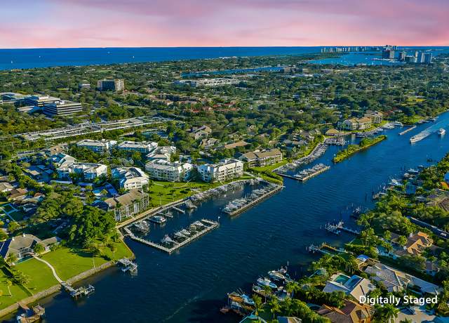 Property at 621 Bay Colony Dr S, Juno Beach, FL 33408, 3 beds, 2.5 baths