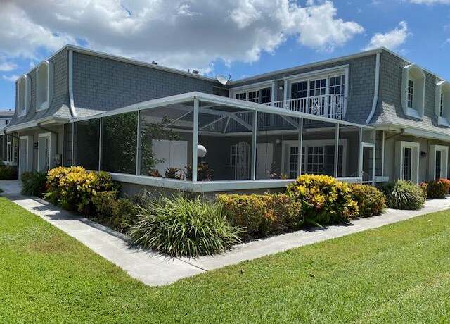 Property at 1701 Vision Dr, Palm Beach Gardens, FL 33418, 3 beds, 2.5 baths