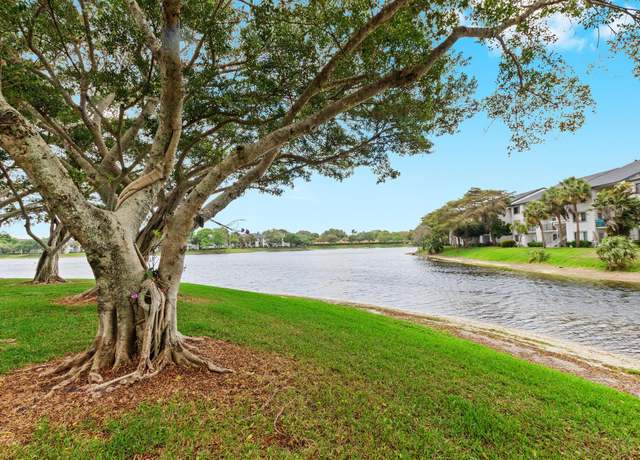 Property at 5380 Cedar Lake Dr #304, Boynton Beach, FL 33437, 2 beds, 2 baths