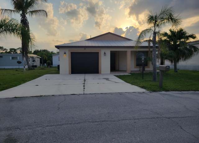 Property at 31 S Alhambra Ln NE, Port Saint Lucie, FL 34952, 2 beds, 2 baths