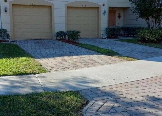 Property at 312 SE Bloxham Way, Stuart, FL 34997, 3 beds, 2.5 baths