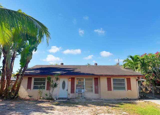Property at 3298 Parade Pl, Lake Worth, FL 33462, 3 beds, 2 baths