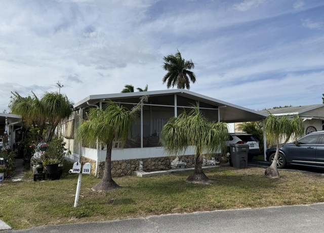 Property at 299 Spring Trail Trl, Palm Beach Gardens, FL 33410, 2 beds, 2 baths