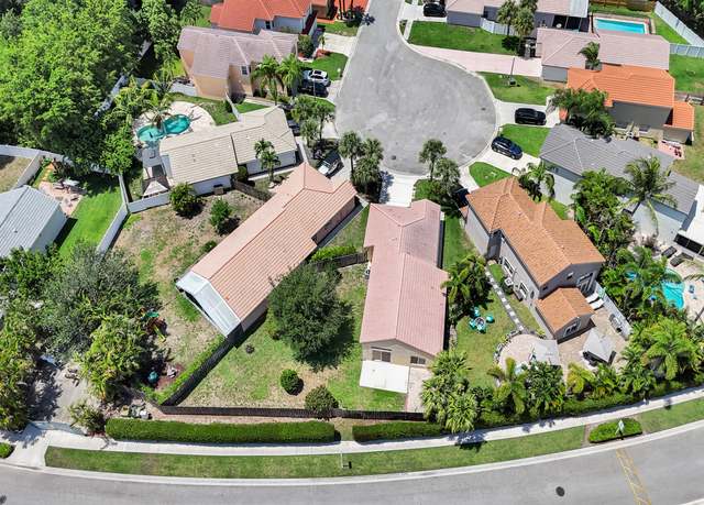 Property at 8066 Stirrup Cay Ct, Boynton Beach, FL 33436, 4 beds, 2 baths