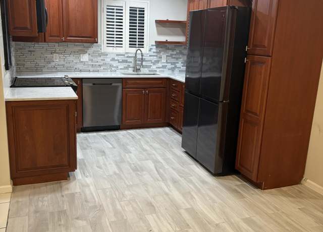 Property at 950 S Kanner Hwy #124, Stuart, FL 34994, 2 beds, 2.5 baths