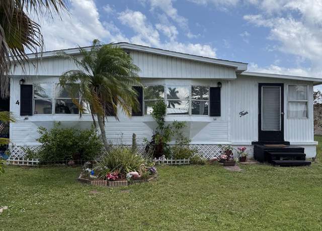 Property at 4 Monterrey Way, Port Saint Lucie, FL 34952, 2 beds, 2 baths