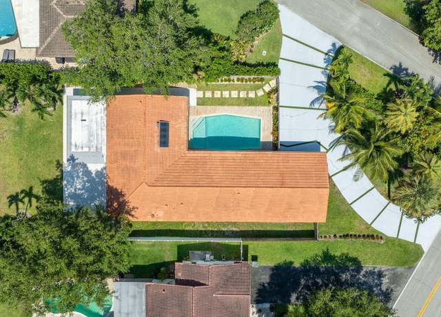 Property at 701 NW 8th Ave, Boca Raton, FL 33486, 3 beds, 2 baths