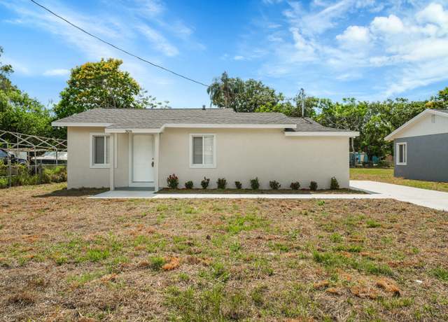 Property at 306 N N 28th St, Fort Pierce, FL 34947, 3 beds, 1 bath