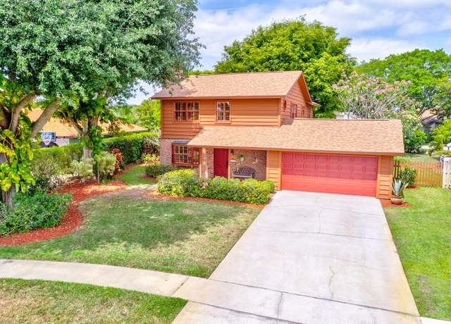 Property at 1551 Wyndcliff Dr, Wellington, FL 33414, 3 beds, 2 baths