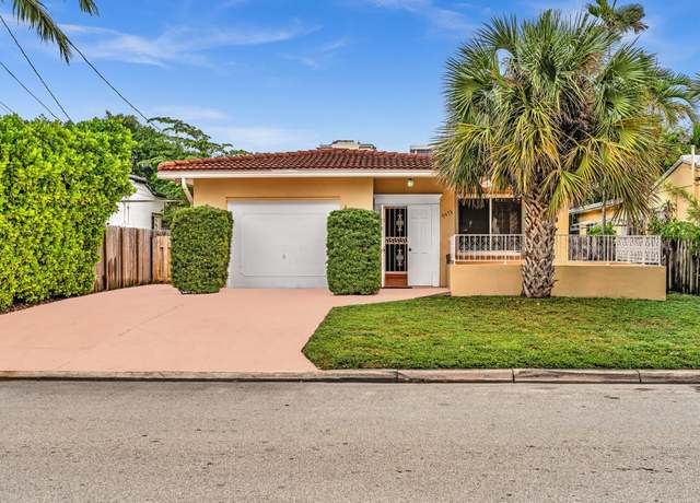 Property at 9473 Byron Ave, Surfside, FL 33154, 3 beds, 2 baths