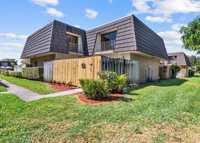Property at 4587 Cherry Rd, West Palm Beach, FL 33417, 2 beds, 1.5 baths