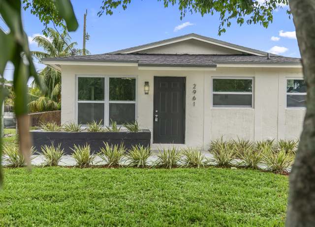Property at 2961 NW 26th St NW, Oakland Park, FL 33311, 4 beds, 2 baths
