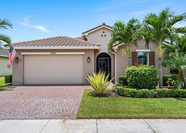 Property at 10354 SW Ligustrum Dr, Port Saint Lucie, FL 34987, 2 beds, 2 baths