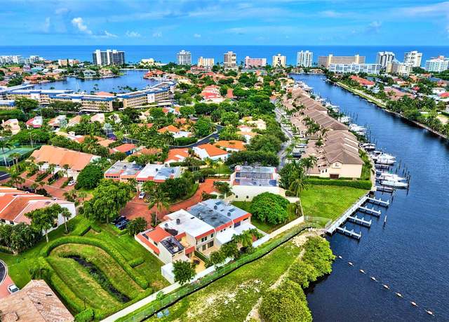 Property at 3501 Harbor Cir, Delray Beach, FL 33483, 3 beds, 2.5 baths