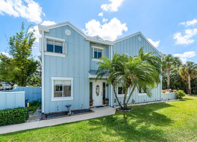 Property at 6199 Riverwalk 6 Ln #6, Jupiter, FL 33458, 2 beds, 2.5 baths