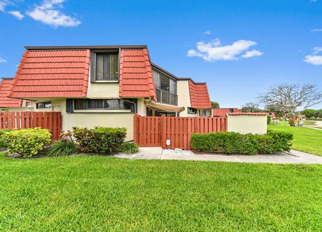 Property at 3864 Victoria Dr, West Palm Beach, FL 33406, 2 beds, 2.5 baths