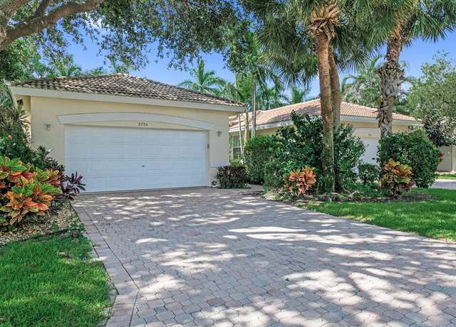 Property at 9795 Crescent View Dr S, Boynton Beach, FL 33437, 2 beds, 2 baths