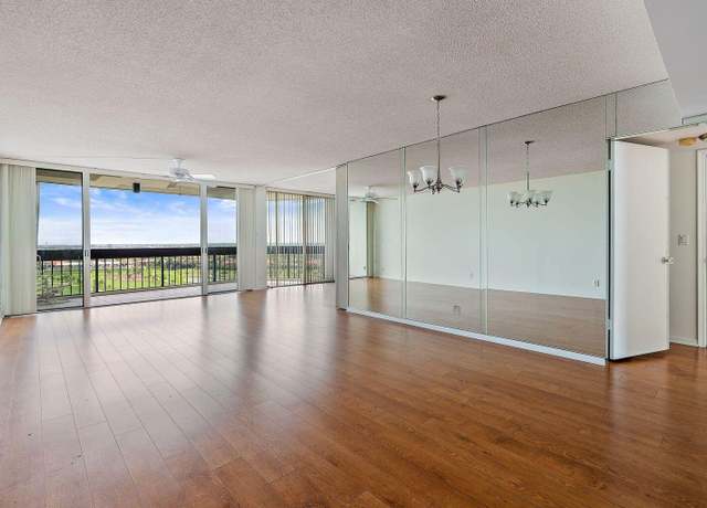 Property at 2400 Presidential Way #1706, West Palm Beach, FL 33401, 2 beds, 2 baths