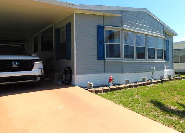 Property at 514 Hemingway Ter, Fort Pierce, FL 34982, 2 beds, 2 baths