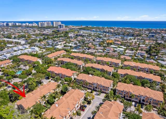 Property at 604 NE Venezia Ln, Boca Raton, FL 33487, 4 beds, 3.5 baths
