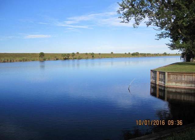 Property at 8101 SE 99th Trl, Okeechobee, FL 34974, 4 beds, 3 baths