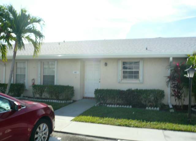 Property at 442 Franconia Cir, Lake Worth, FL 33467, 2 beds, 2 baths