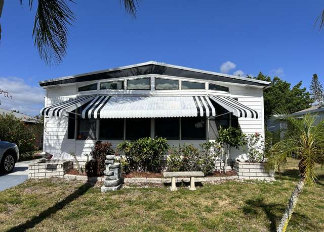 Property at 4 San Roberto, Fort Pierce, FL 34951, 2 beds, 2 baths