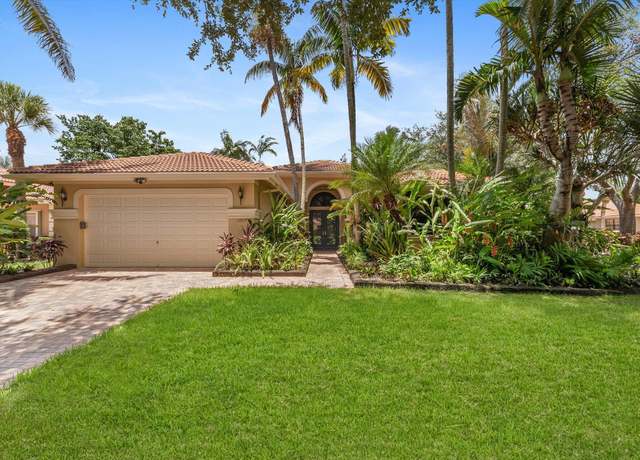 Property at 11017 Via San Remo, Boynton Beach, FL 33437, 3 beds, 2.5 baths