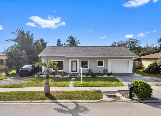 Property at 728 NE 9th Ave, Boynton Beach, FL 33435, 2 beds, 2 baths