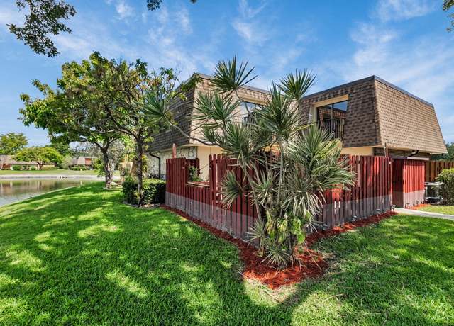Property at 2883 SW 22nd Cir E Unit 51a, Delray Beach, FL 33445, 2 beds, 2.5 baths
