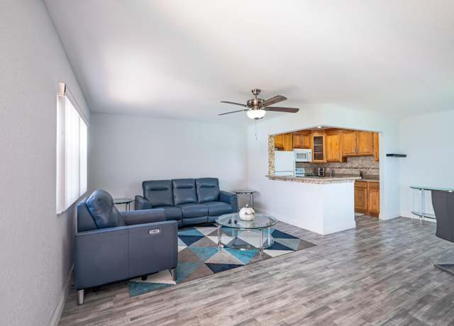 Property at 46 Saxony A, Delray Beach, FL 33446, 1 bed, 1.5 baths