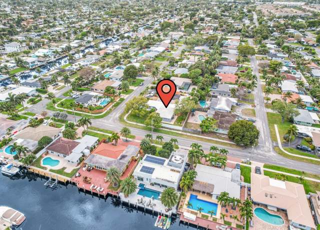 Property at 361 SE 8th Ct, Pompano Beach, FL 33060, 4 beds, 2 baths