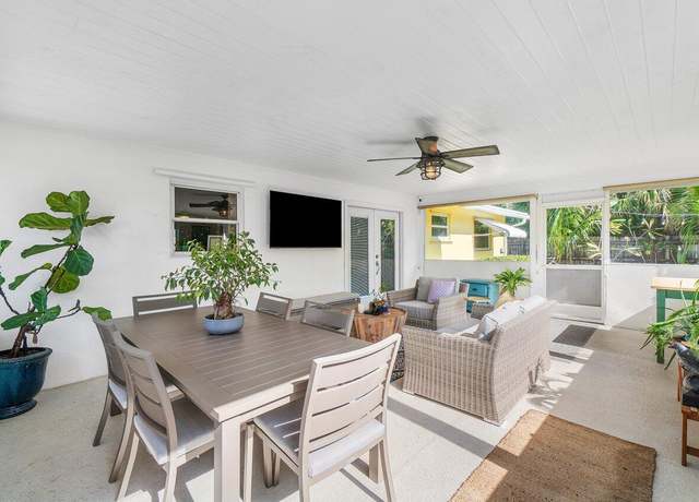 Property at 126 Pineview Rd, Jupiter, FL 33469, 2 beds, 2 baths