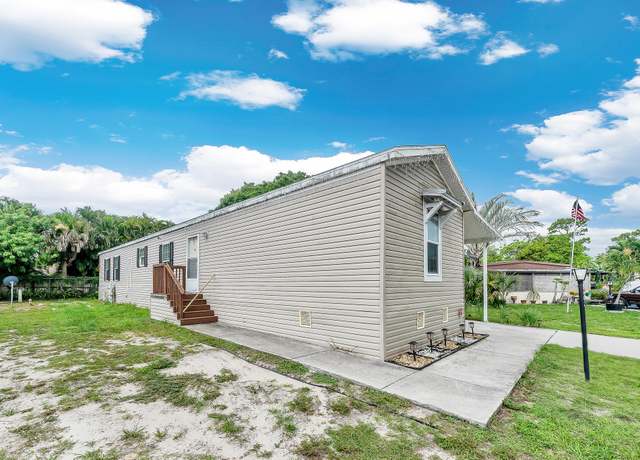 Property at 5462 Cooper Ct, Lake Worth, FL 33463, 3 beds, 2 baths
