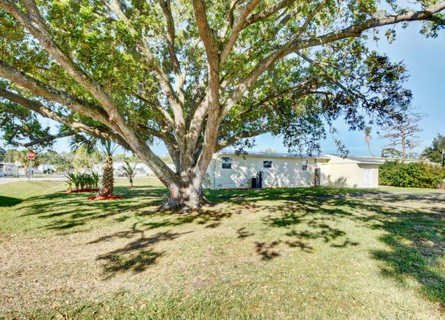 Property at 5459 SE Jack Ave, Stuart, FL 34997, 2 beds, 1 bath