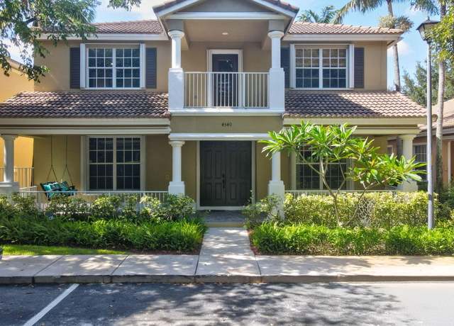Property at 4540 Highgate Dr, Delray Beach, FL 33445, 4 beds, 3.5 baths