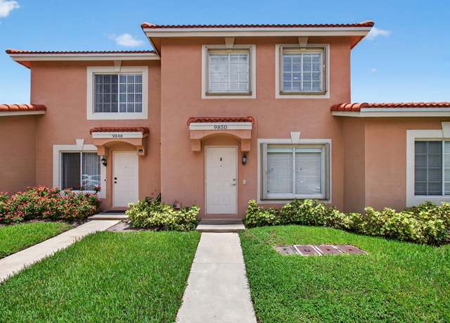 Property at 9850 Kamena Cir, Boynton Beach, FL 33436, 3 beds, 2.5 baths