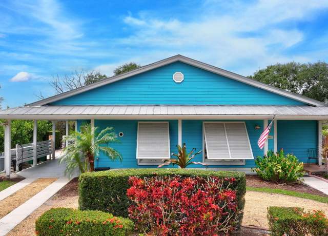 Property at 2940 SE Treasure Island Rd, Port Saint Lucie, FL 34952, 4 beds, 2 baths