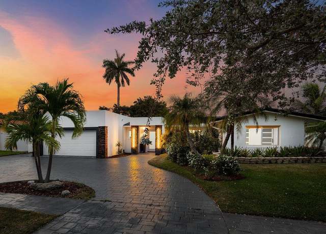 Property at 2611 NE 49 St, Lighthouse Point, FL 33064, 4 beds, 3 baths