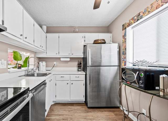 Property at 5100 Las Verdes Cir #316, Delray Beach, FL 33484, 1 bed, 1.5 baths