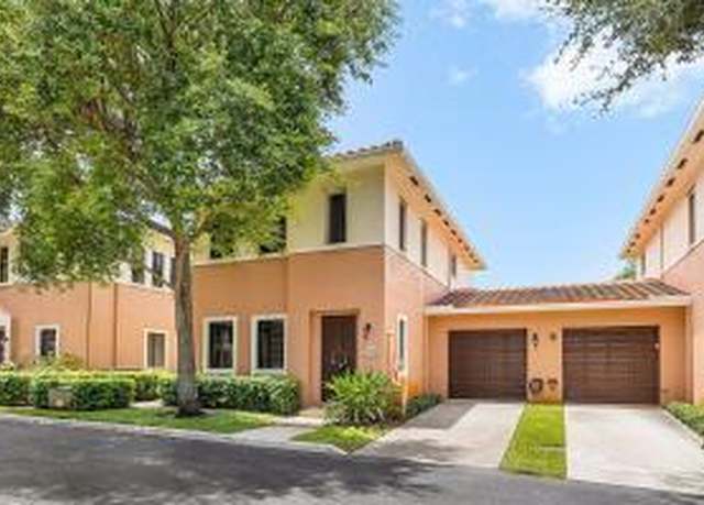 Property at 2602 Venetian Dr, Boynton Beach, FL 33426, 2 beds, 2 baths