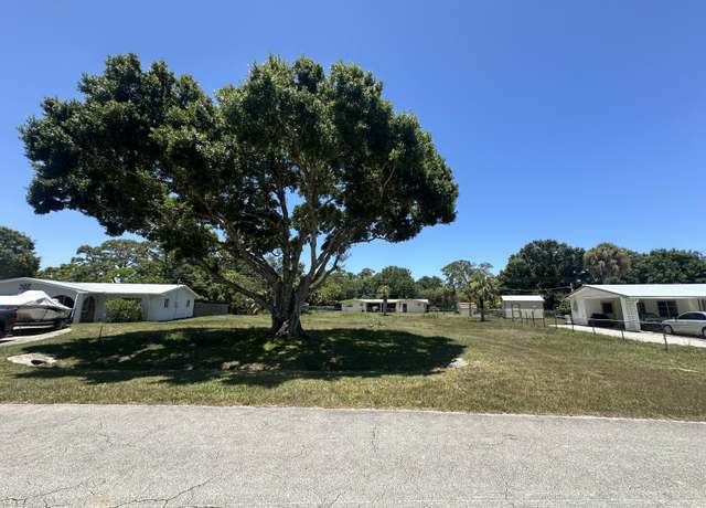 Property at 7804 Hibiscus Rd, Fort Pierce, FL 34951