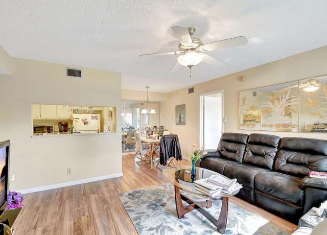 Property at 7166 Golf Colony Ct #203, Lake Worth, FL 33467, 2 beds, 2 baths