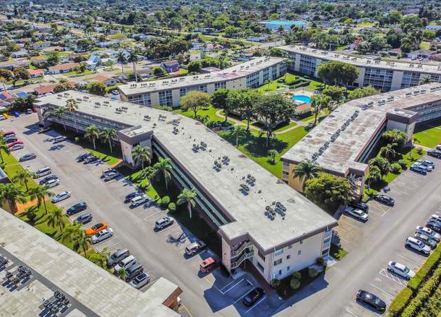 Property at 700 Village Green Ct #221, Palm Springs, FL 33461, 2 beds, 1.5 baths