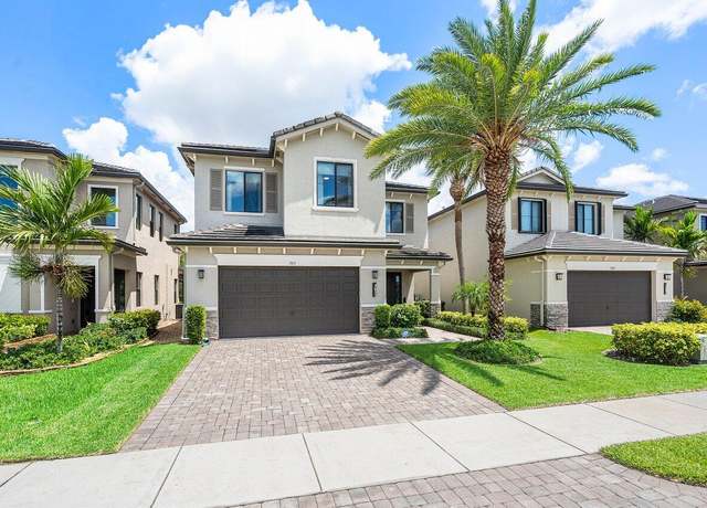 Property at 7611 Moonrise Dr, Lake Worth, FL 33467, 5 beds, 3.5 baths