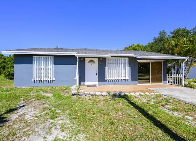 Property at 280 NW Airoso Blvd, Port Saint Lucie, FL 34983, 4 beds, 2 baths