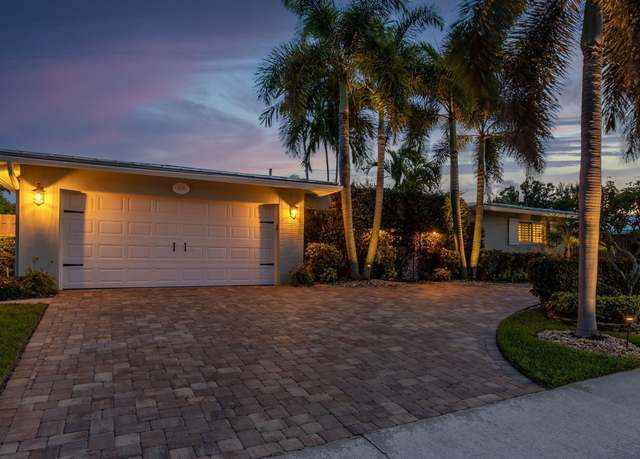 Property at 614 SW 5th St, Boca Raton, FL 33486, 3 beds, 2.5 baths