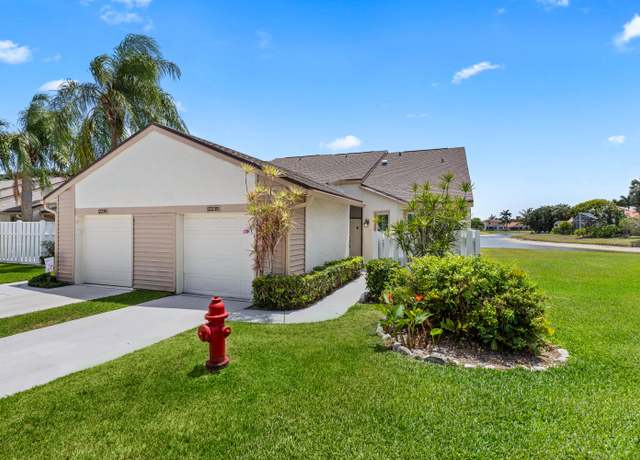 Property at 12235 Forest Greens Dr, Boynton Beach, FL 33437, 2 beds, 2 baths